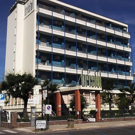 Hotel Bristol - Koolibry Hotels Cervia Ngoại thất bức ảnh