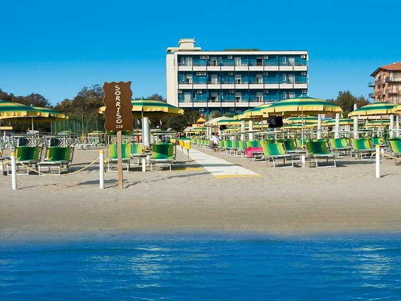 Hotel Bristol - Koolibry Hotels Cervia Ngoại thất bức ảnh
